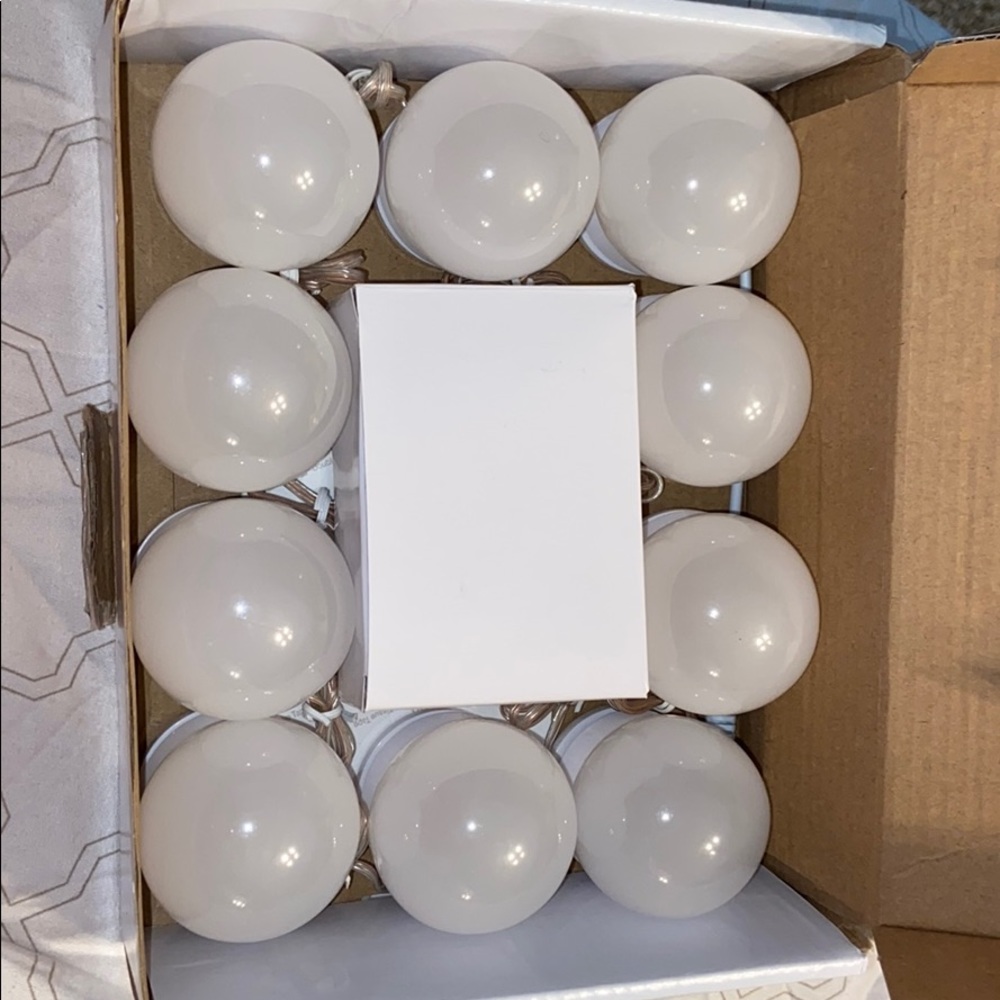Vanity lights
